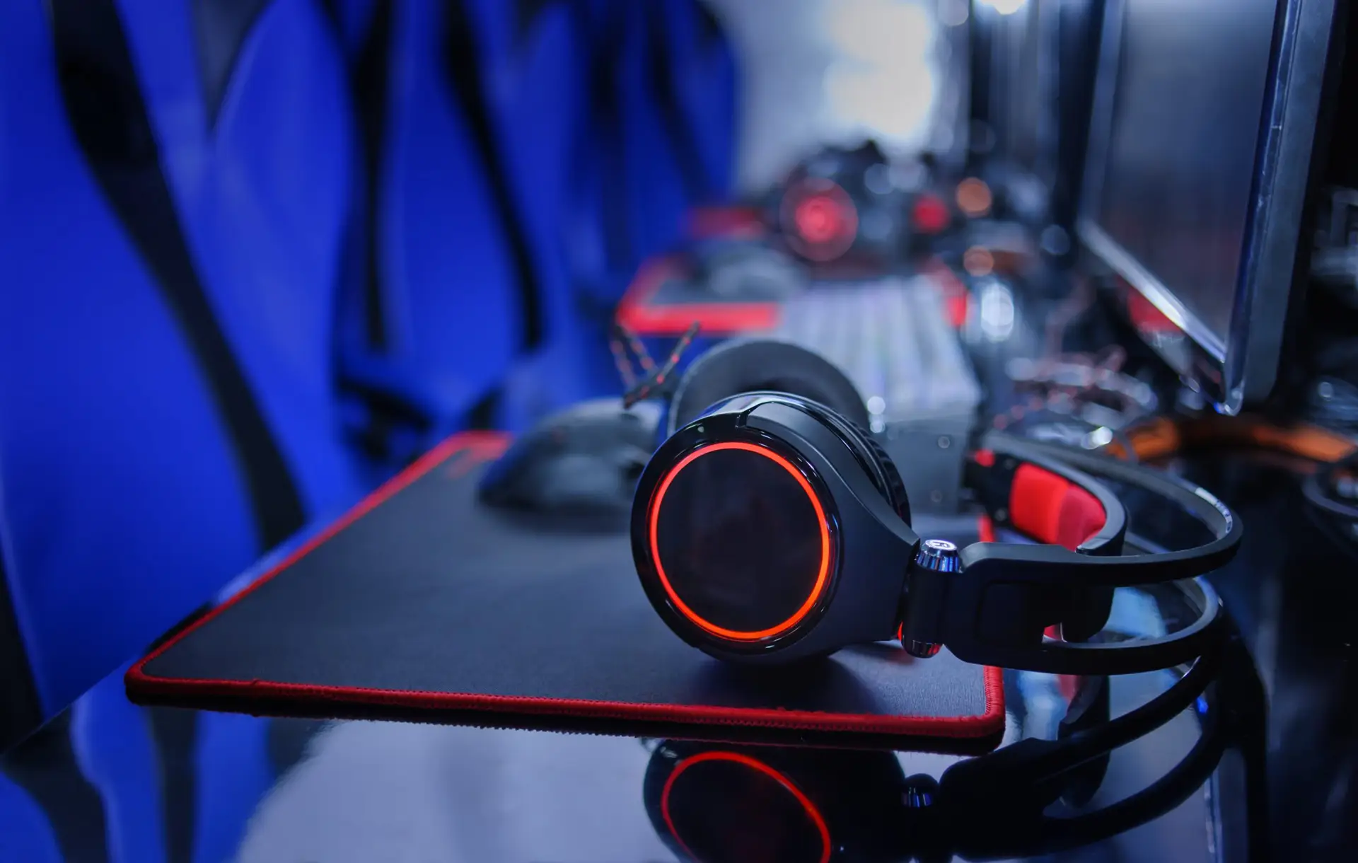 What’s the Deal With Esports Tournaments?