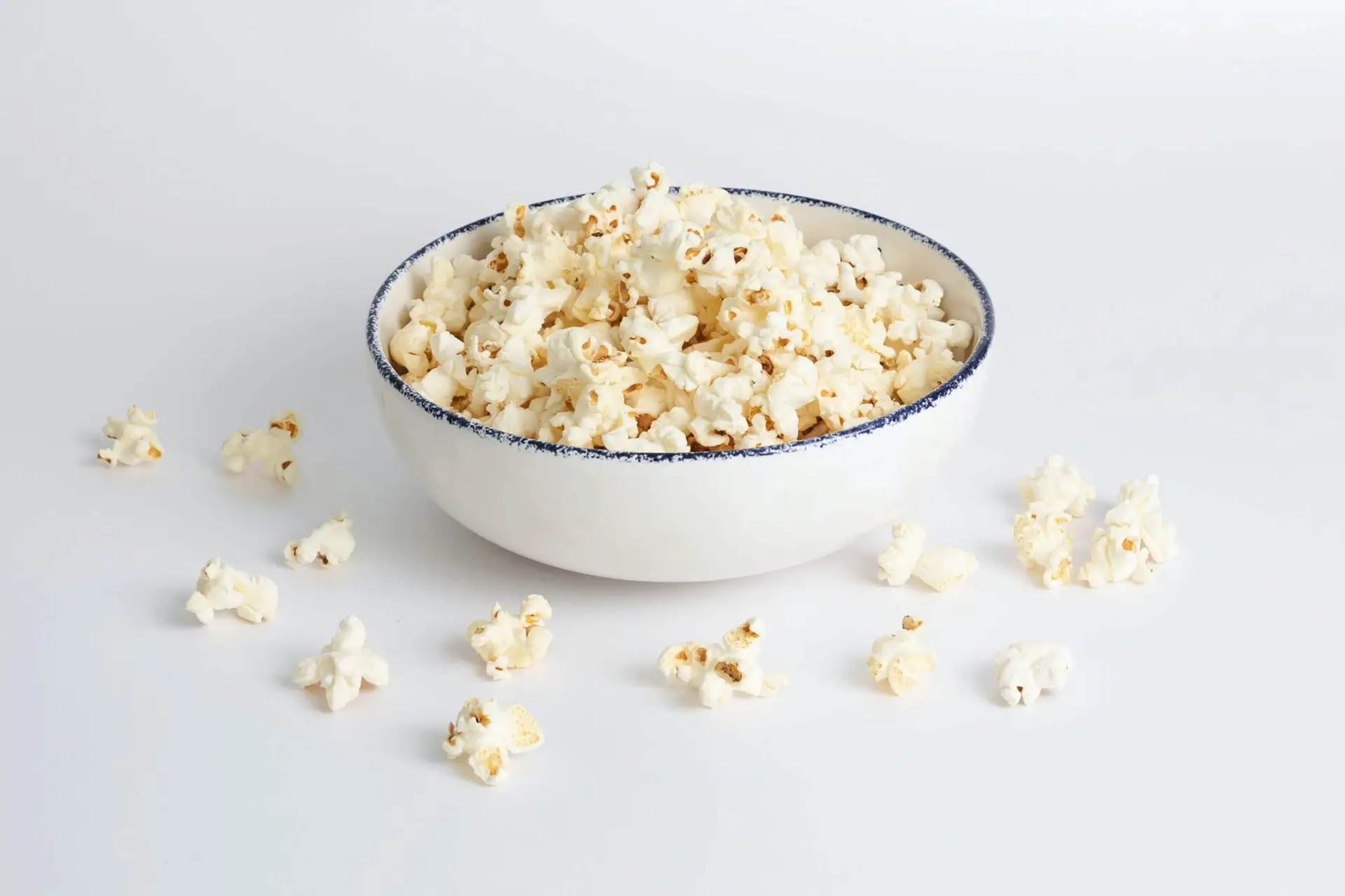 A Guide to Packaged Christmas Snacks for Family Celebrations